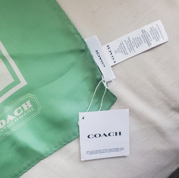 Coach 35", 100% Silk Scarf - Picture 4 of 5